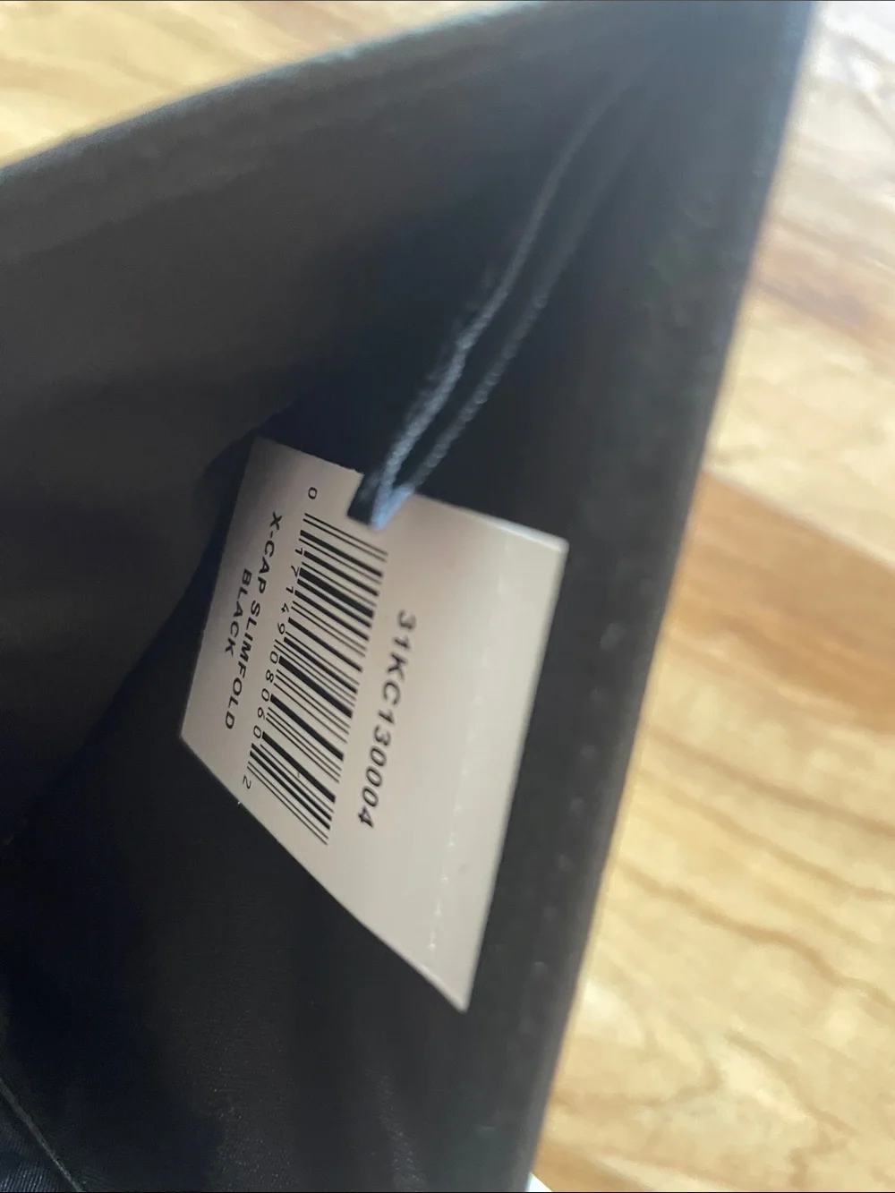 Reaction Kenneth Cole Black Leather RFID Card & Key Wallet with Zip Pocket